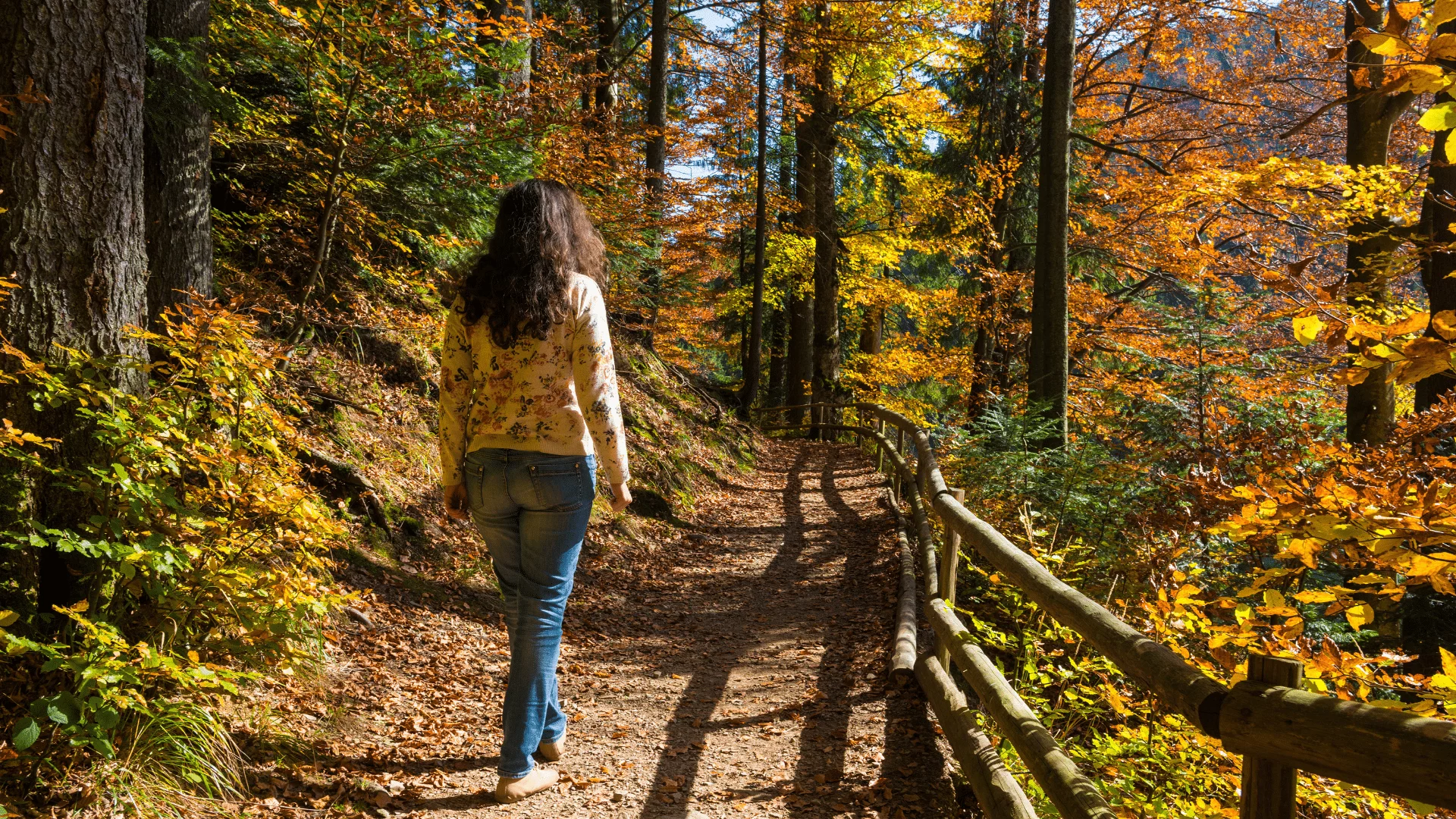 Les bienfaits de la marche consciente sur le bien-être mental